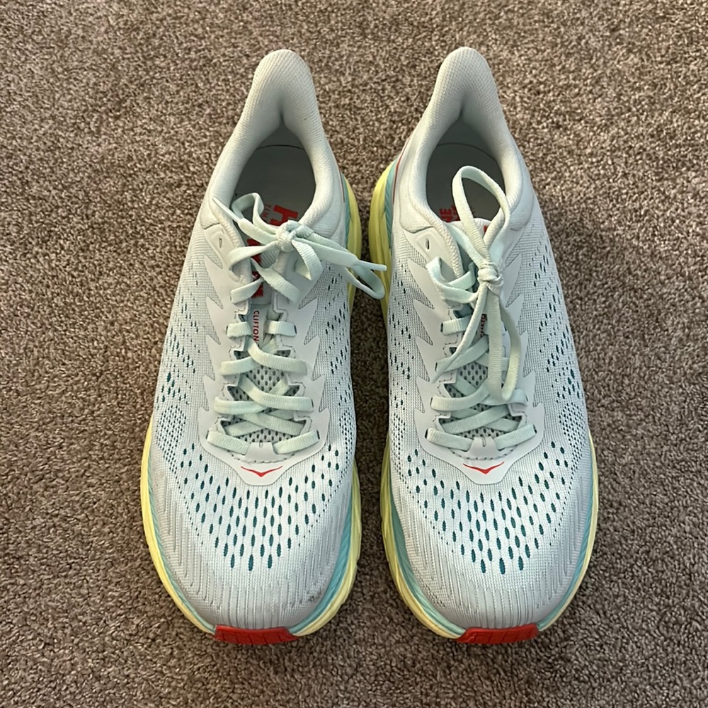 Hoka Cliftons
